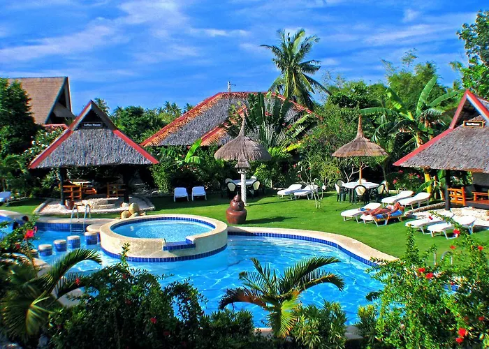 Dolphin House 5* Moalboal