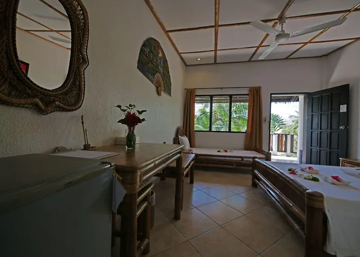 Dolphin House Station touristique Moalboal