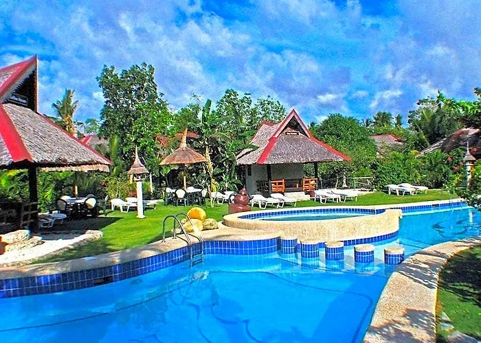 Dolphin House Resort 5*