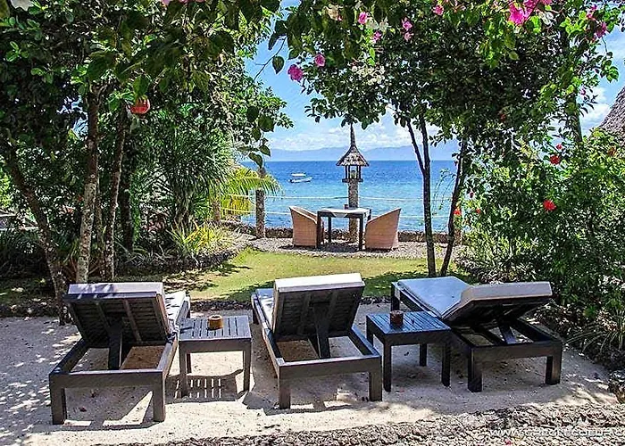 Dolphin House Resort 5*