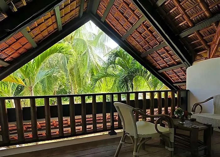 Dolphin House Resort Moalboal